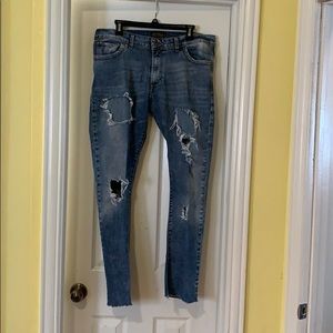 Zara Distressed Jeans waist 34”. EUC